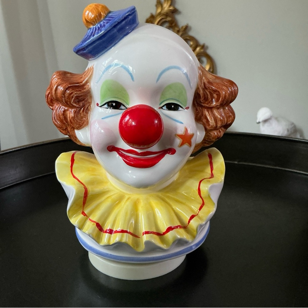 Ebeling & Reuss Company (England) Thrifty Clown Ceramic Music Box And Coin Bank